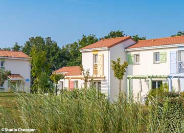 Self-catering - Hire   Talmont Saint Hilaire Le Village de la Mer
