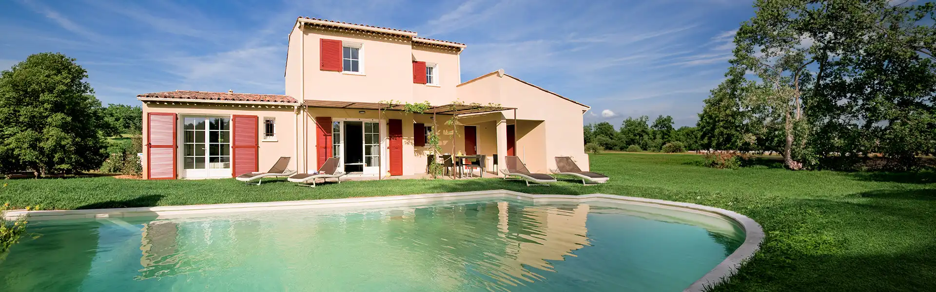 EXCEPTIONAL VILLAS IN PROVENCE