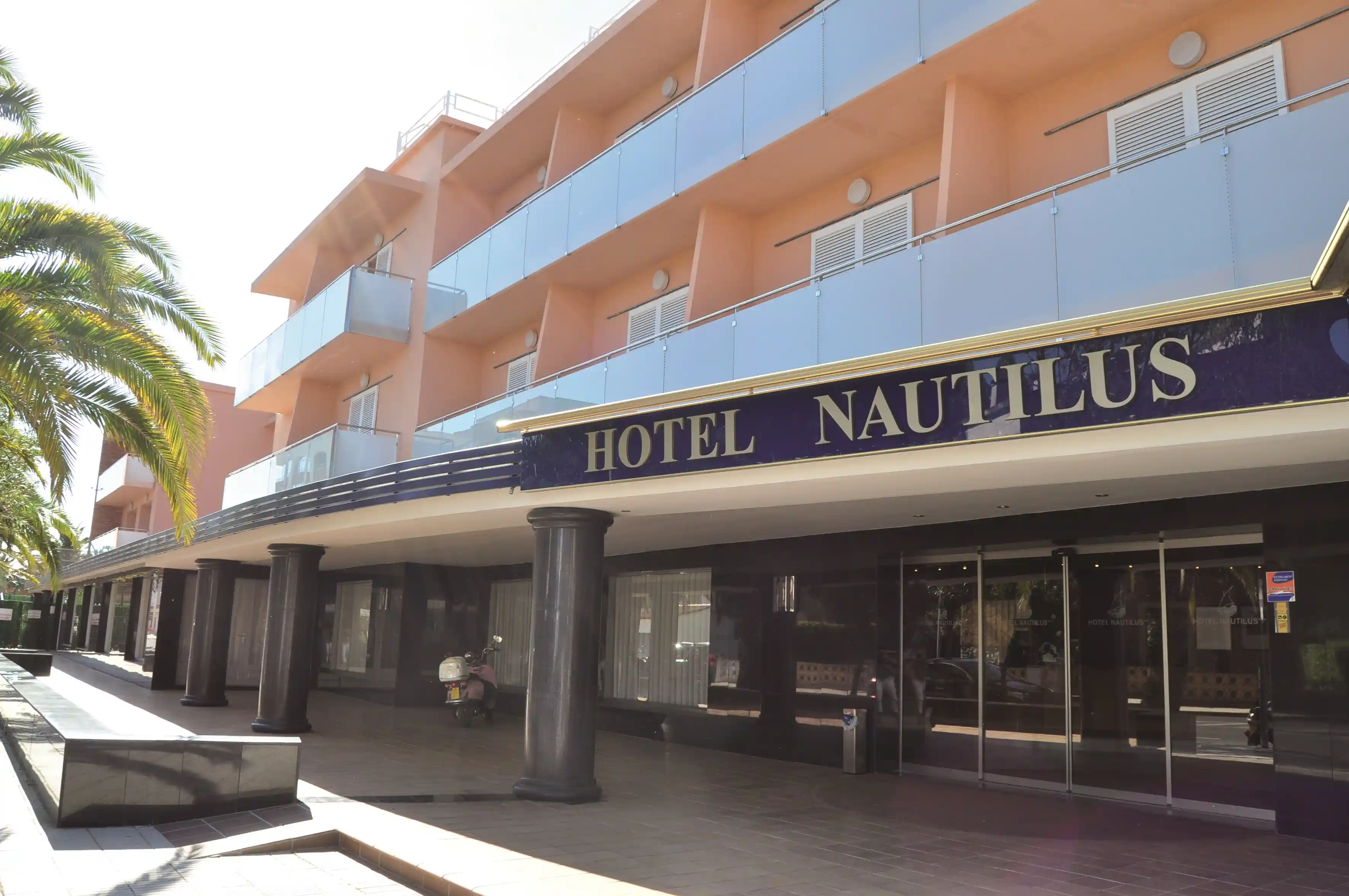 Lagrange Vacances&reg;  - Rosas - Hotel Nautilus