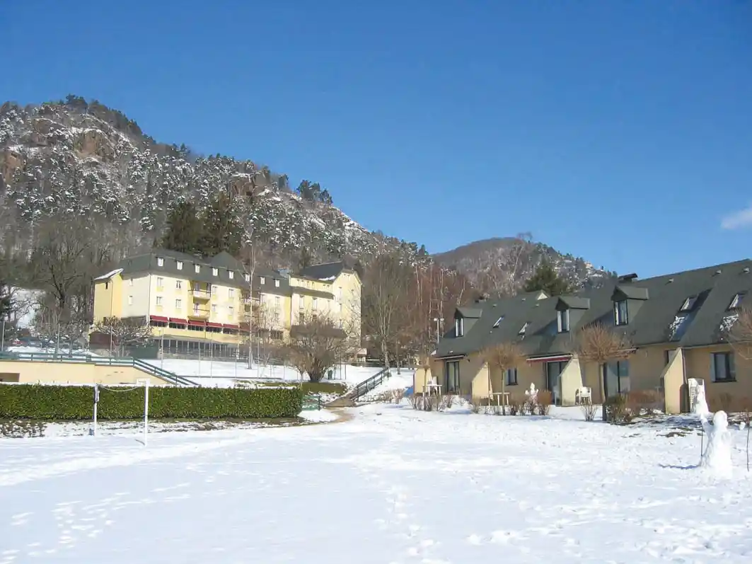 Lagrange Vacances&reg;  - Vic-sur-Cere - COMPLEXE HOTELIER LE FAMILY