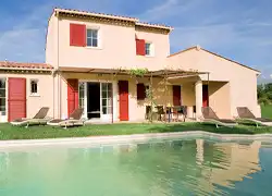 EXCEPTIONAL VILLAS IN PROVENCE
