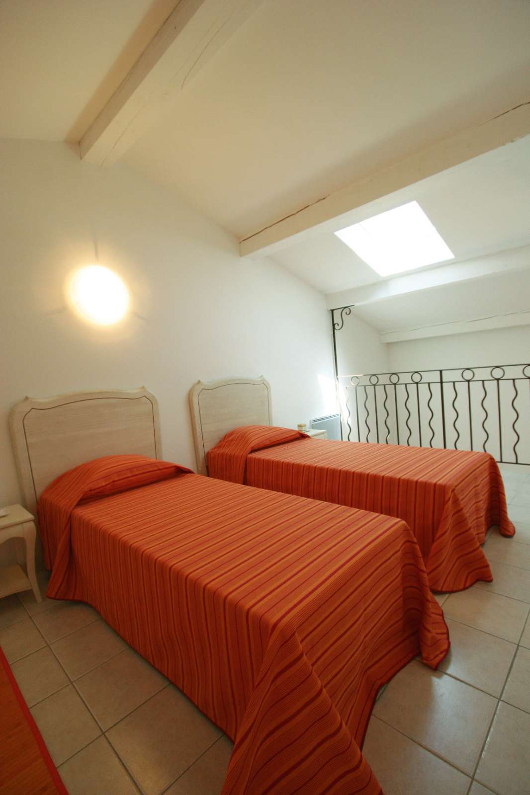 LAGRANGE VACANCES ®, Le Domaine de Bourgeac  Baux de Provence / le
